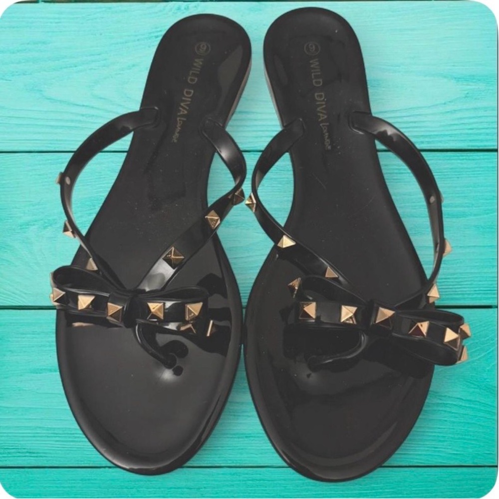 Wild Diva Black Jelly Thong Sandals with Gold Pyramid Studs